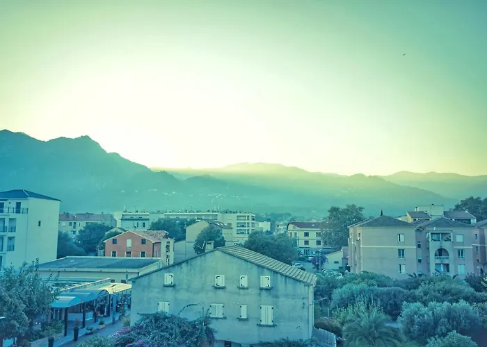 Studio Cosy Les Pieds Dans L\'Eau, Climatise, Parking Prive, Vue Montagne